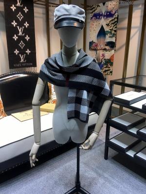 BURBERRY Scarf-200